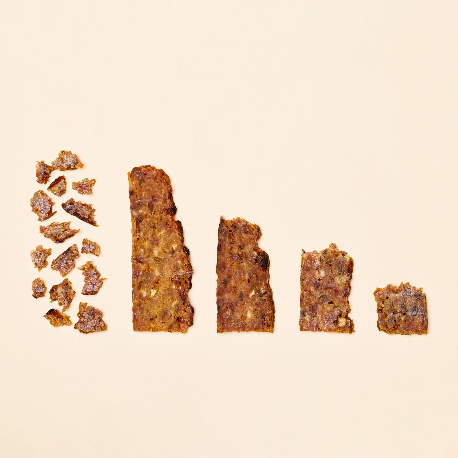 Serving size of pork and apple treat.